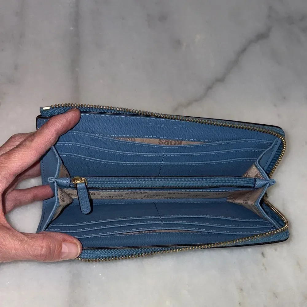 Michael Kors Wallet Blue Jet Set Travel Large Saffiano Leather Fill Quarter-Zip
